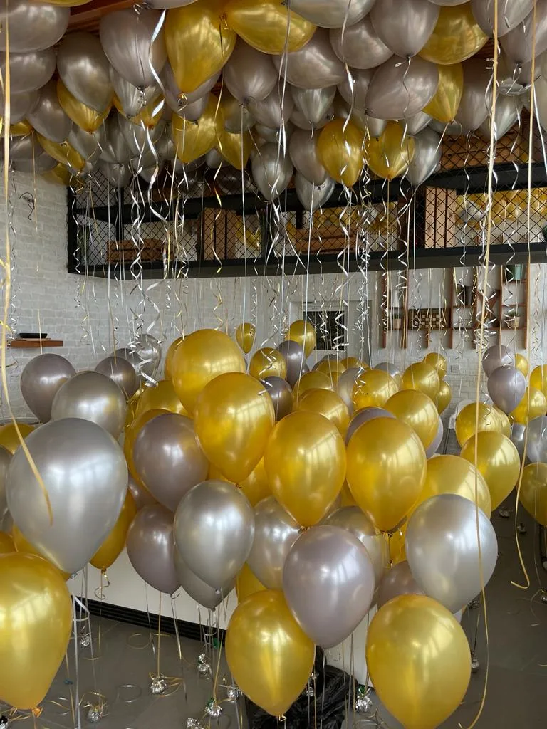 Free style balloons decoration